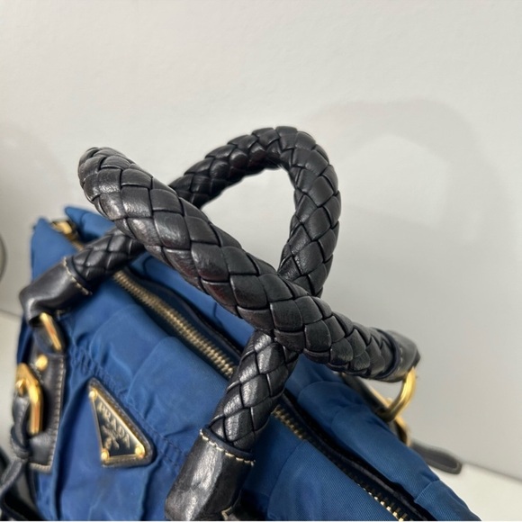 Prada Tessuto Nylon and Leather Gaufré Satchel. A truly timeless piece. - Picture 10 of 16